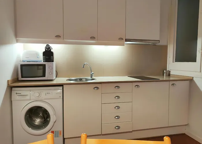 Appartamento R.g. Tranquil 1br Apt. 2beds. La Rambla *