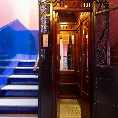 R.g. Tranquil 1br Apt. 2beds. La Rambla * バルセロナ