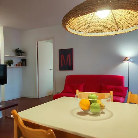 R.g. Tranquil 1br Apt. 2beds. La Rambla アパート