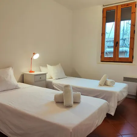 Apartament R.g. Tranquil 1br Apt. 2beds. La Rambla